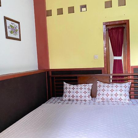 Ada Homestay Magelang Exterior foto