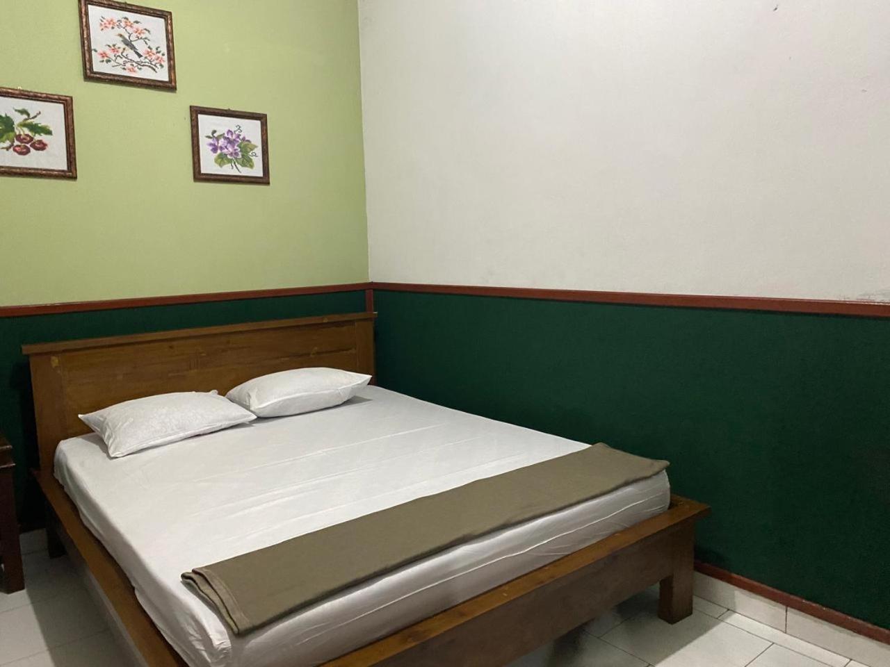 Ada Homestay Magelang Exterior foto