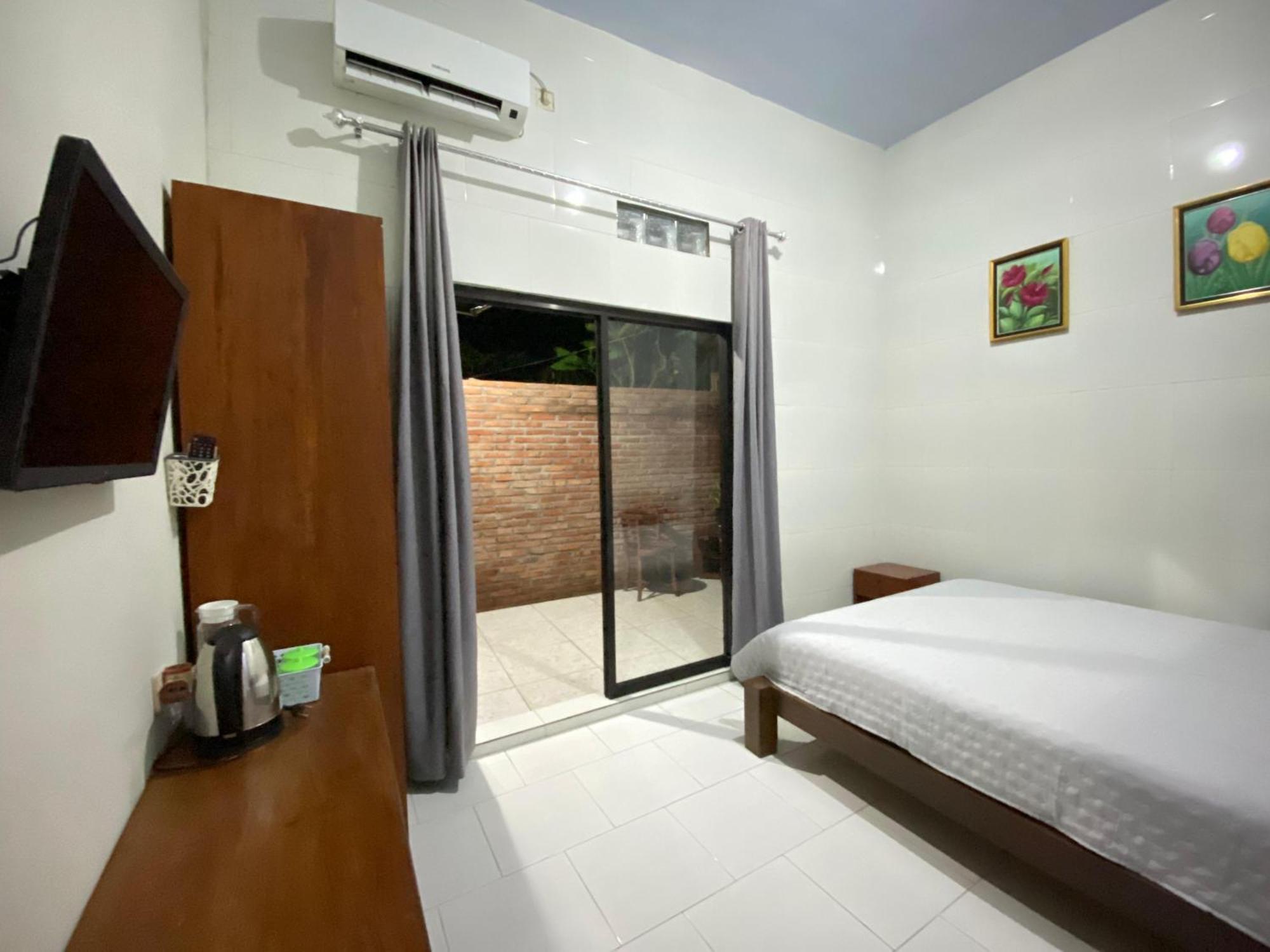 Ada Homestay Magelang Exterior foto