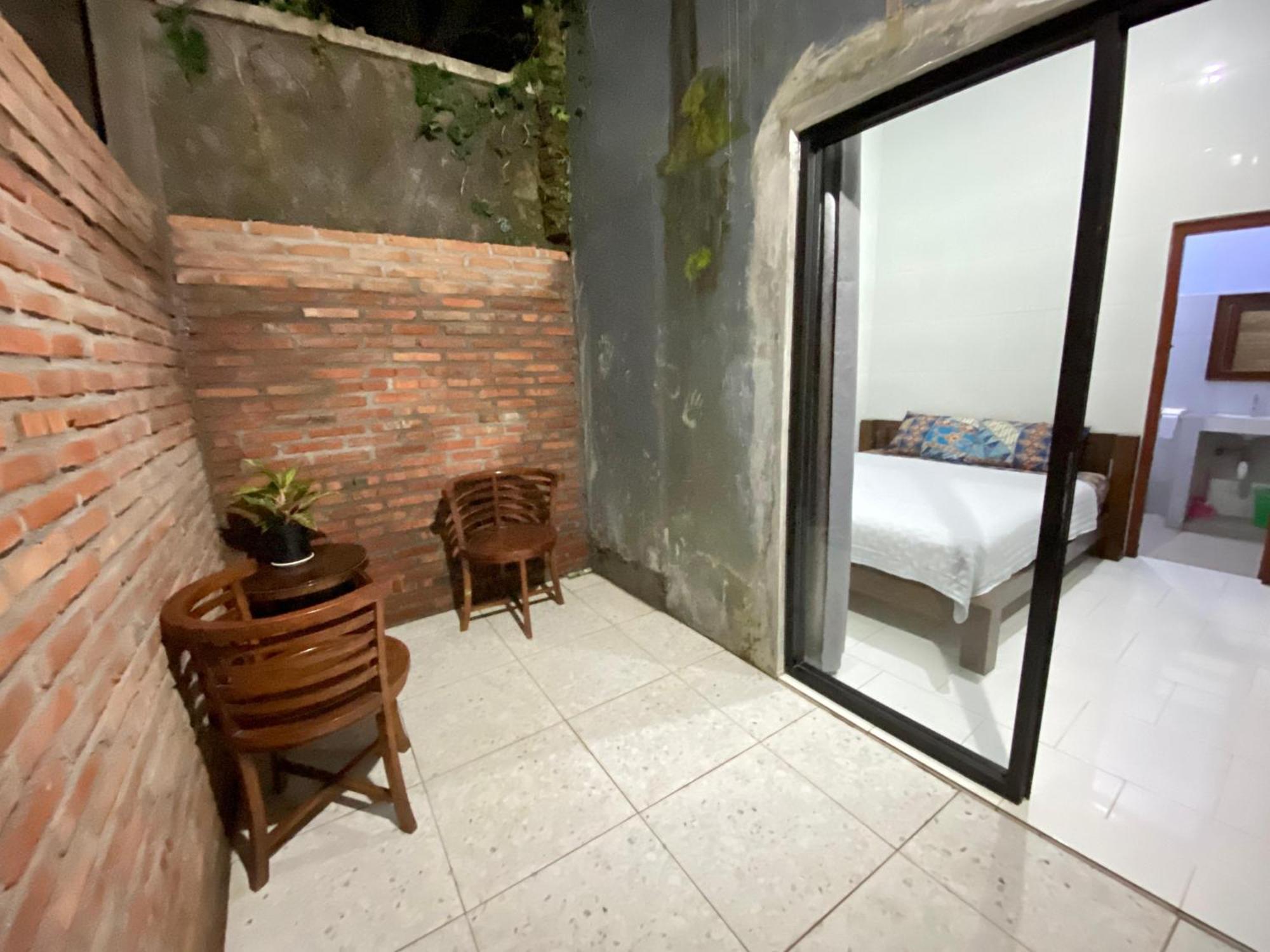 Ada Homestay Magelang Exterior foto