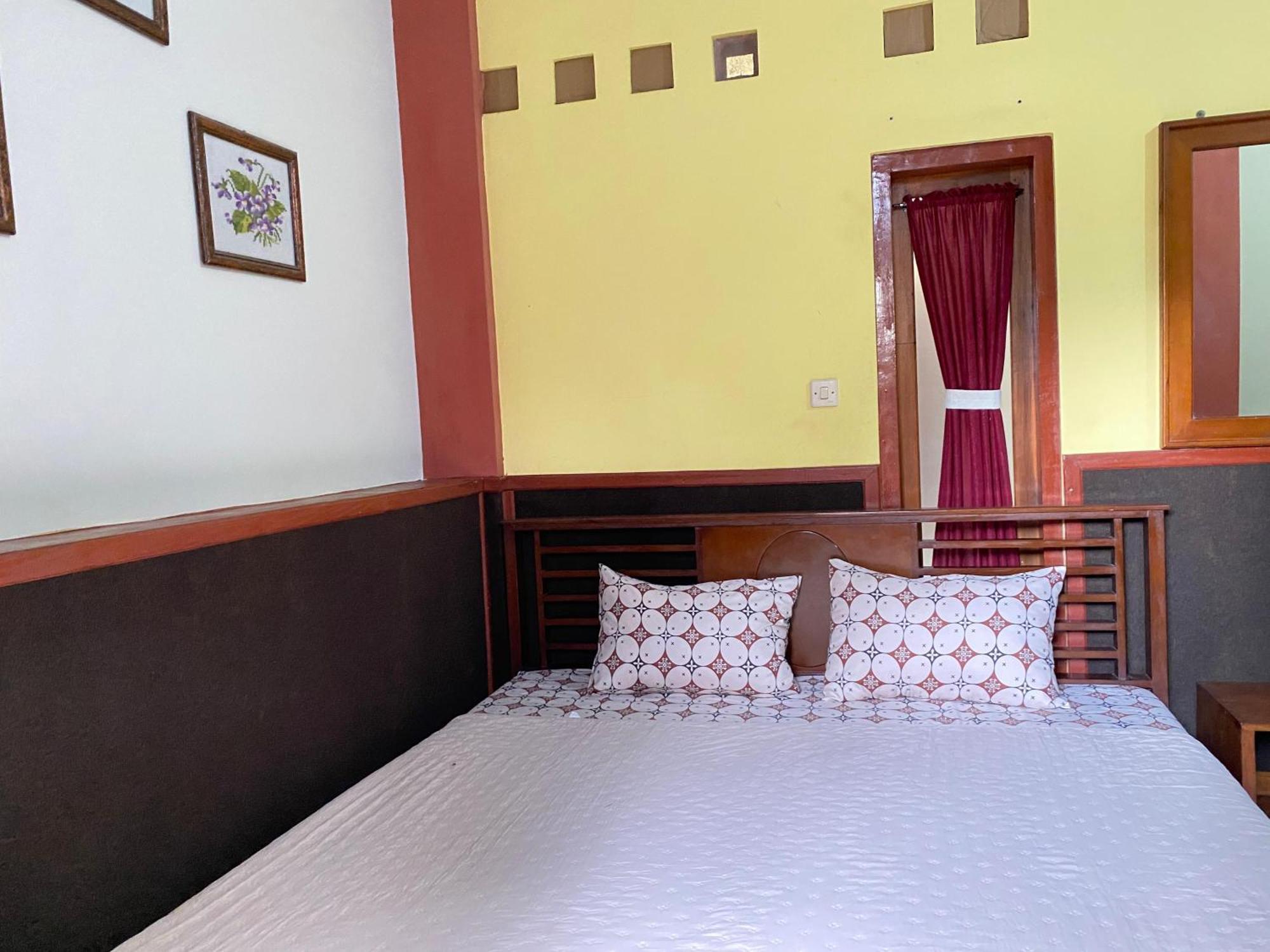 Ada Homestay Magelang Exterior foto