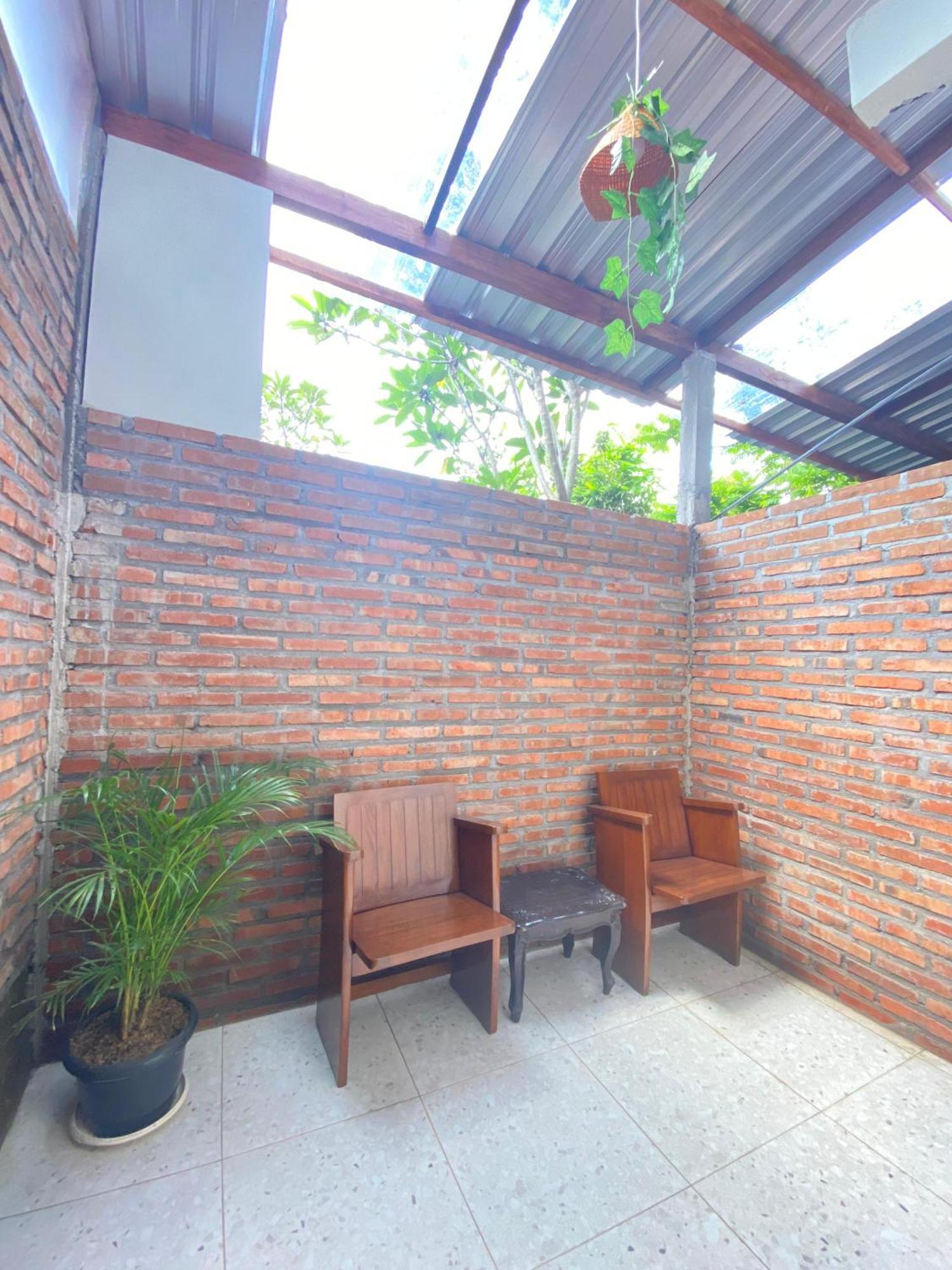 Ada Homestay Magelang Exterior foto